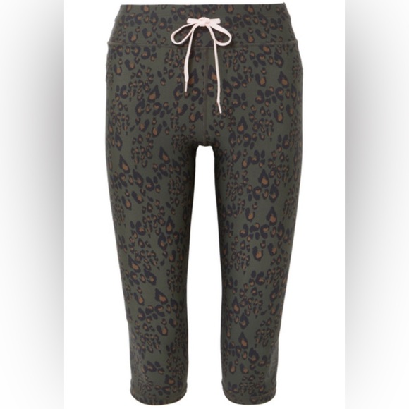 The Upside Green Leopard Print Cropped Leggings Tights size 10 Medium - Picture 1 of 16